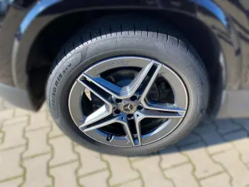 MERCEDES-BENZ GLA 180 AMG AdvPLus MBUX Night Burm LE&hellip;