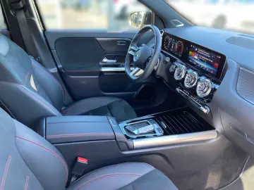 MERCEDES-BENZ GLA 180 AMG AdvPLus MBUX Night Burm LE&hellip;