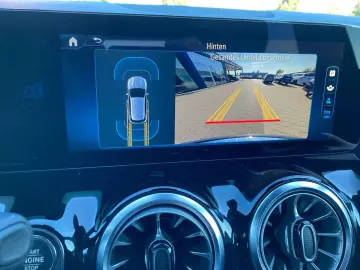 MERCEDES-BENZ GLA 180 AMG AdvPLus MBUX Night Burm LE&hellip;