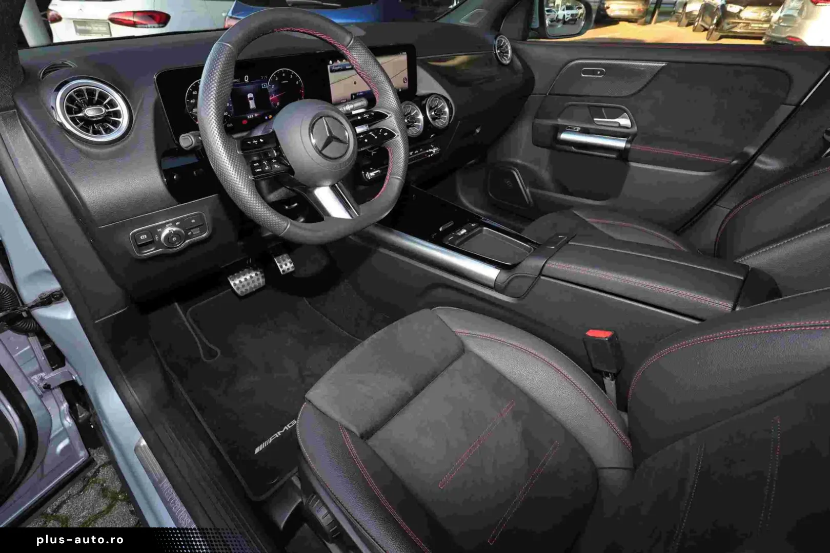 MERCEDES-BENZ GLA 180 AMG DISTRO TOTWINKEL 360  MBUX LED 19