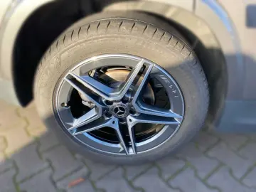 MERCEDES-BENZ GLA 200 AMG MBUX Night Distr M-BEAM LE&hellip;