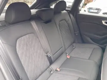 AUDI A5 Avant TDI quattro S tronic S line AHK Matrix