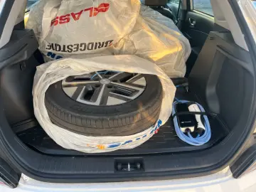 HYUNDAI Kona Prestige 64 kWh Elektro  LEDER NAV KAM