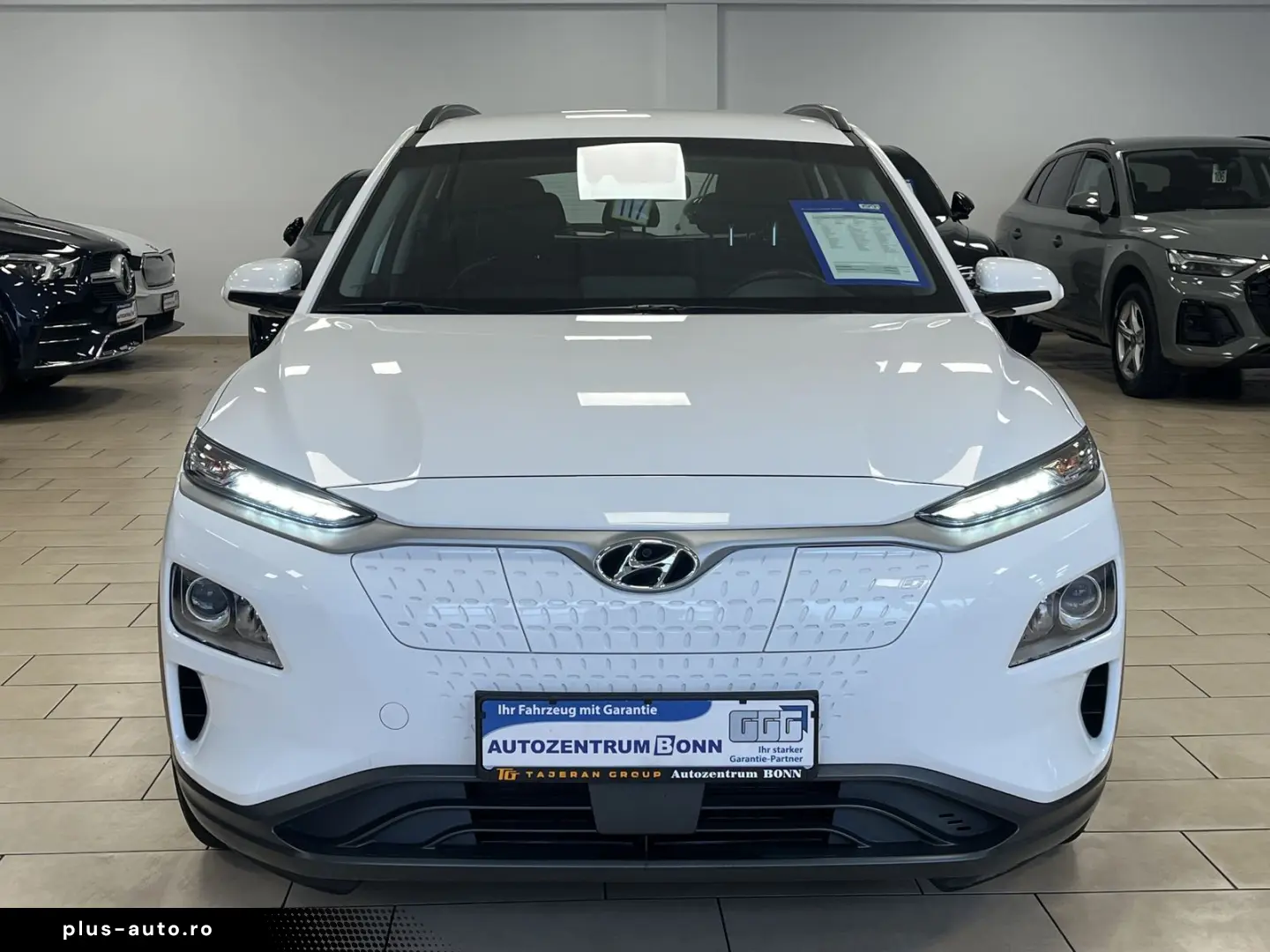 HYUNDAI KONA Elektro Trend 2WD CarPlay Navi R-Cam SOH 10