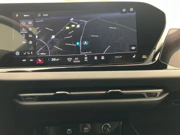 AUDI A5 Avant 40 TFSI qu S line edition one S tro B&O