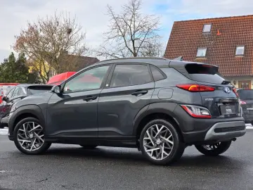 HYUNDAI Kona 1.6 GDI Edition 30  Hybrid DCT LED NAV KAM