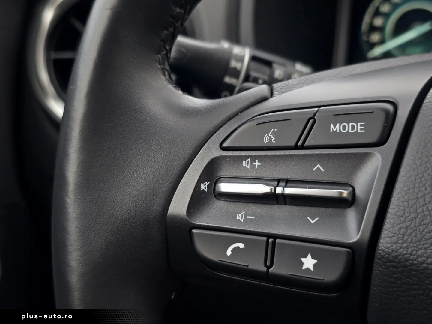 HYUNDAI Kona 1.6 GDI Edition 30  Hybrid DCT LED NAV KAM