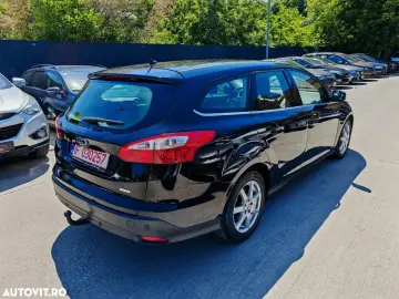 Ford Focus 1.6 TDCi ECOnetic 88g Start-Stopp-System Titanium