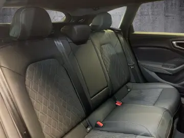 AUDI A5 Avant 2.0 TDI quattro S Line S line Matrix