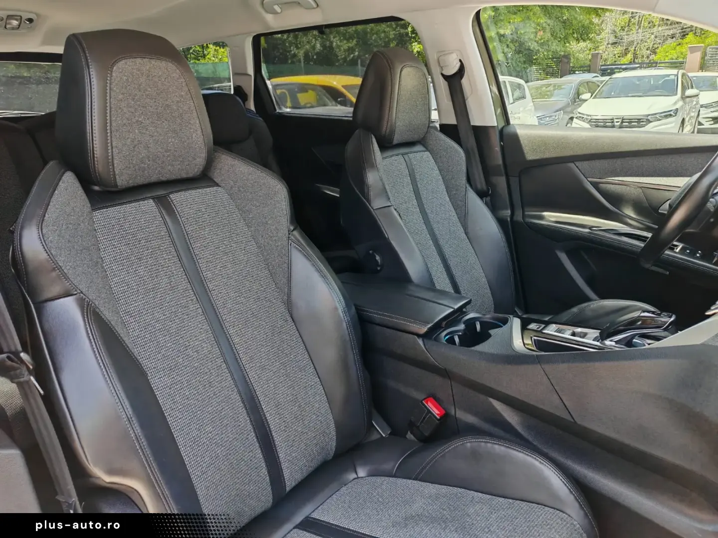 Peugeot 5008 THP 165 EAT6 Stop & Start Allure