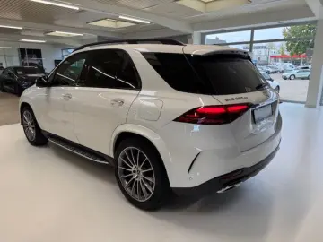 MERCEDES-BENZ GLE 350 de 4M AMG Sitzklima AHK Pano Airmatic