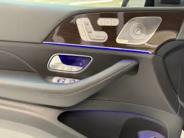 MERCEDES-BENZ GLE 350 de 4M AMG Sitzklima AHK Pano Airmatic