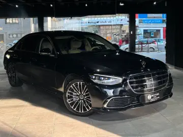 MERCEDES-BENZ S 580e Lang  Pano HUD Burmester Chauff&hellip;