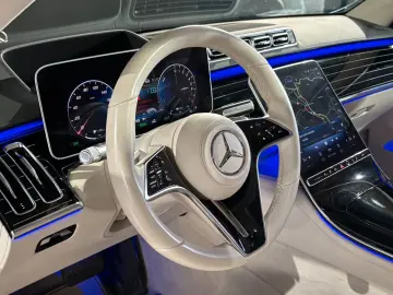 MERCEDES-BENZ S 580e Lang  Pano HUD Burmester Chauff&hellip;