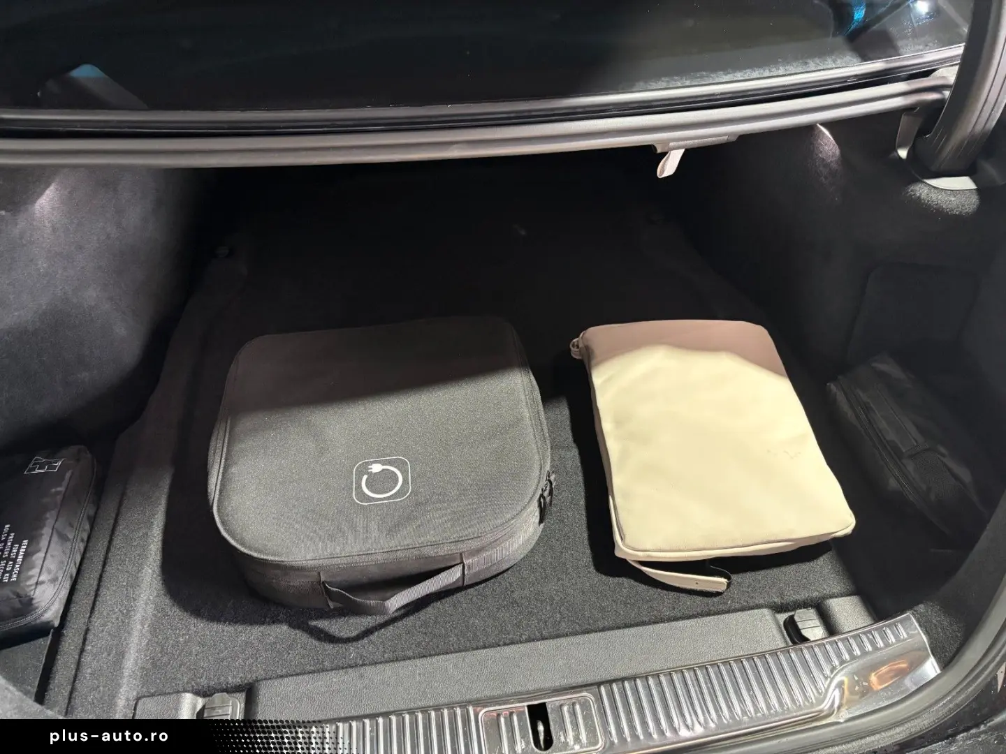 MERCEDES-BENZ S 580e Lang  Pano HUD Burmester Chauff&hellip;