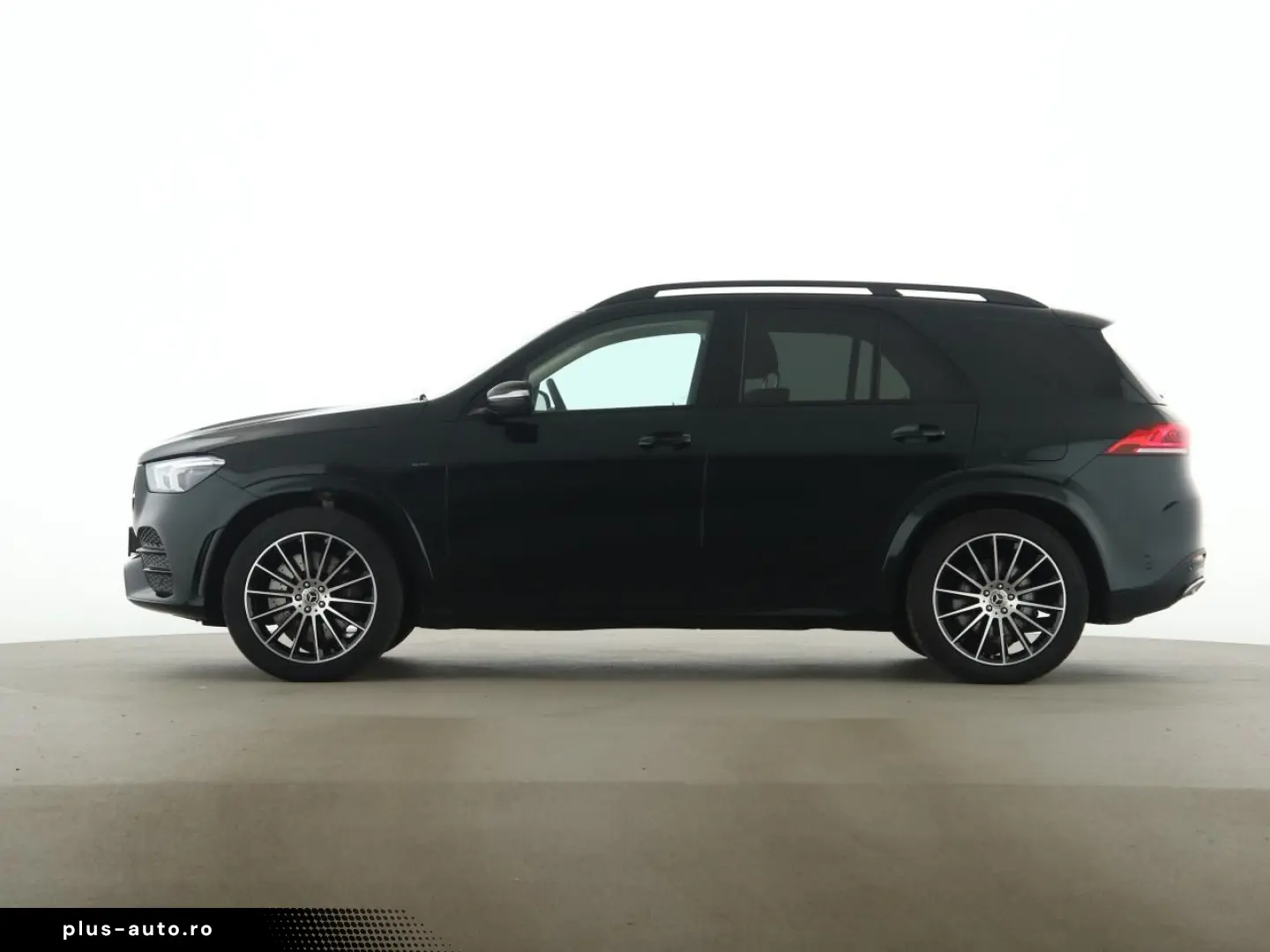 MERCEDES-BENZ GLE 350 de 4M AMG Night Pano AHK Airmatic 360