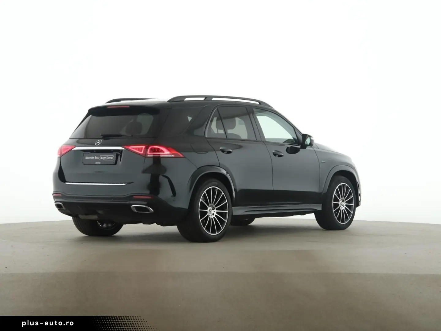MERCEDES-BENZ GLE 350 de 4M AMG Night Pano AHK Airmatic 360