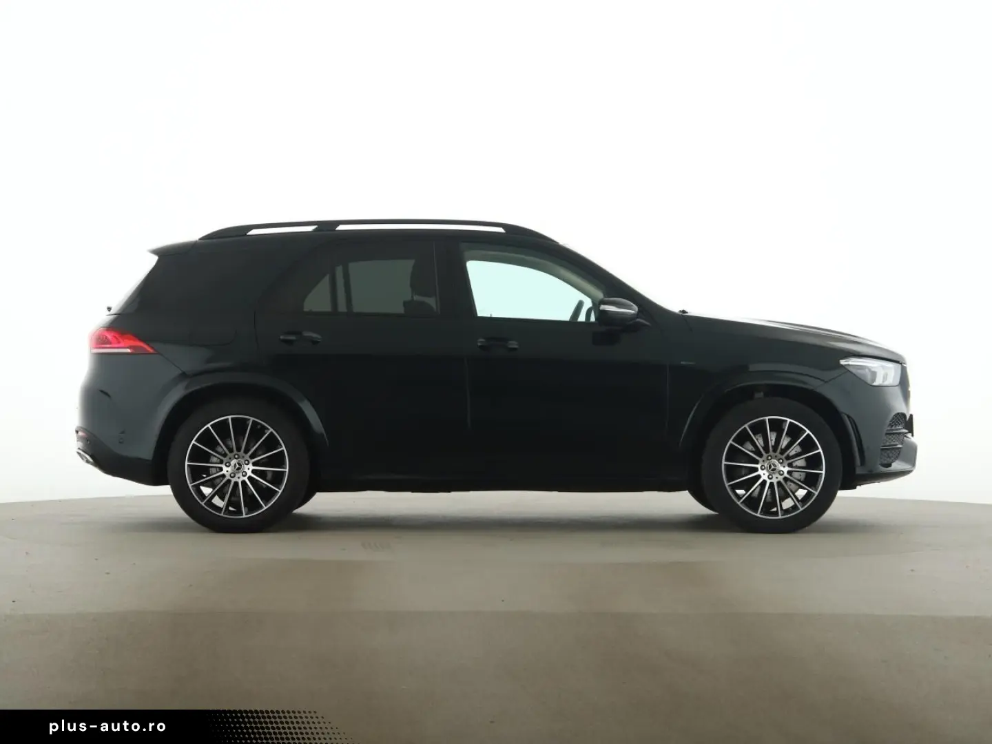 MERCEDES-BENZ GLE 350 de 4M AMG Night Pano AHK Airmatic 360