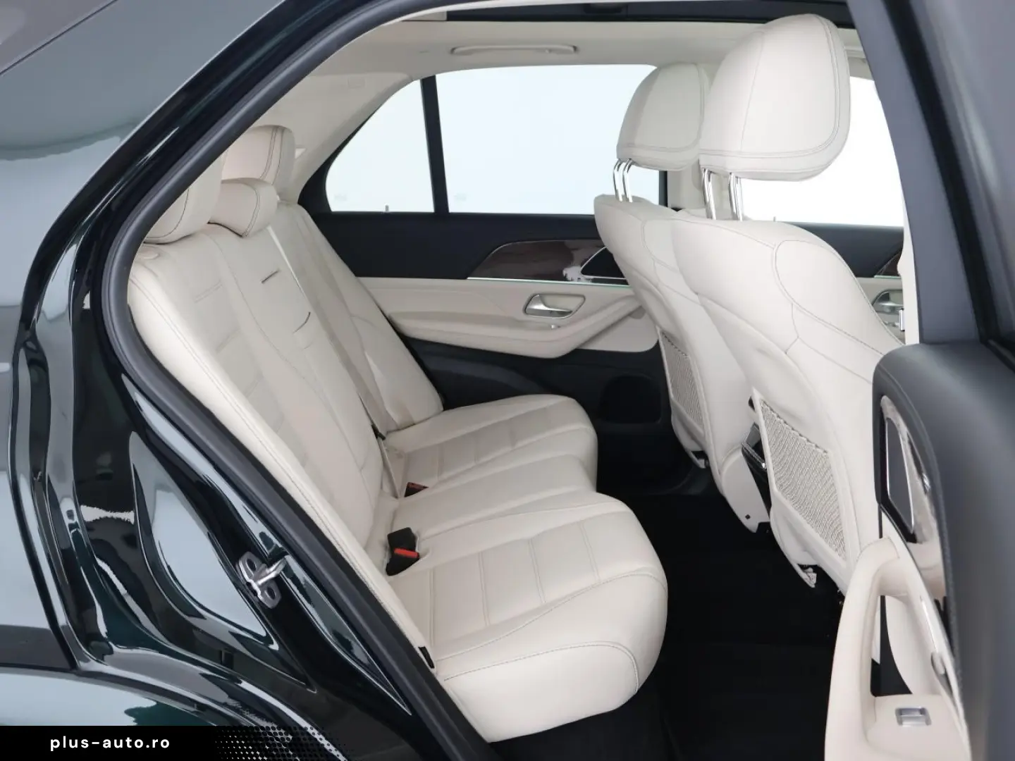 MERCEDES-BENZ GLE 350 de 4M AMG Night Pano AHK Airmatic 360