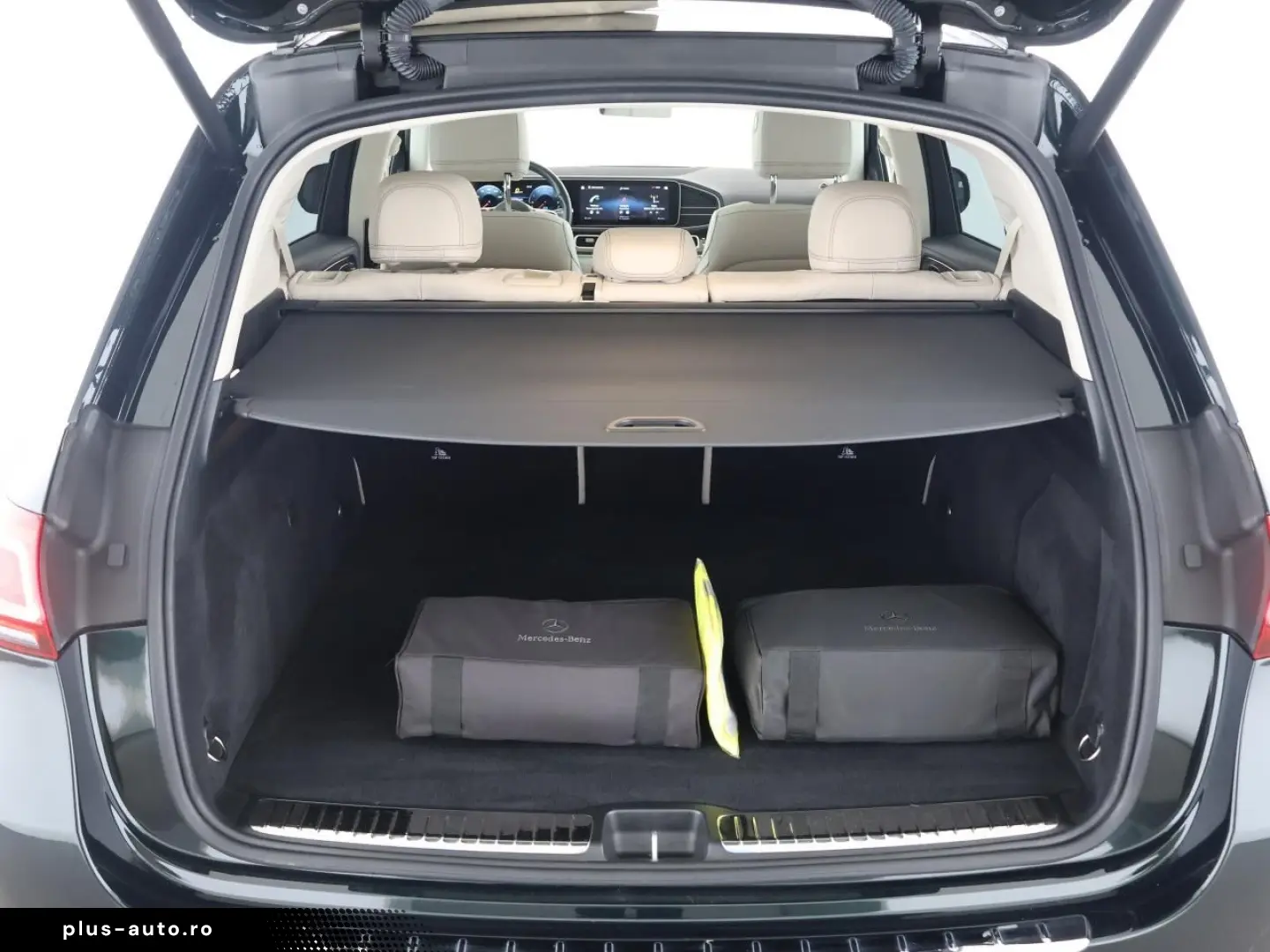 MERCEDES-BENZ GLE 350 de 4M AMG Night Pano AHK Airmatic 360