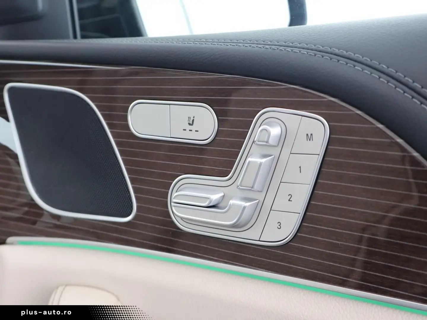 MERCEDES-BENZ GLE 350 de 4M AMG Night Pano AHK Airmatic 360