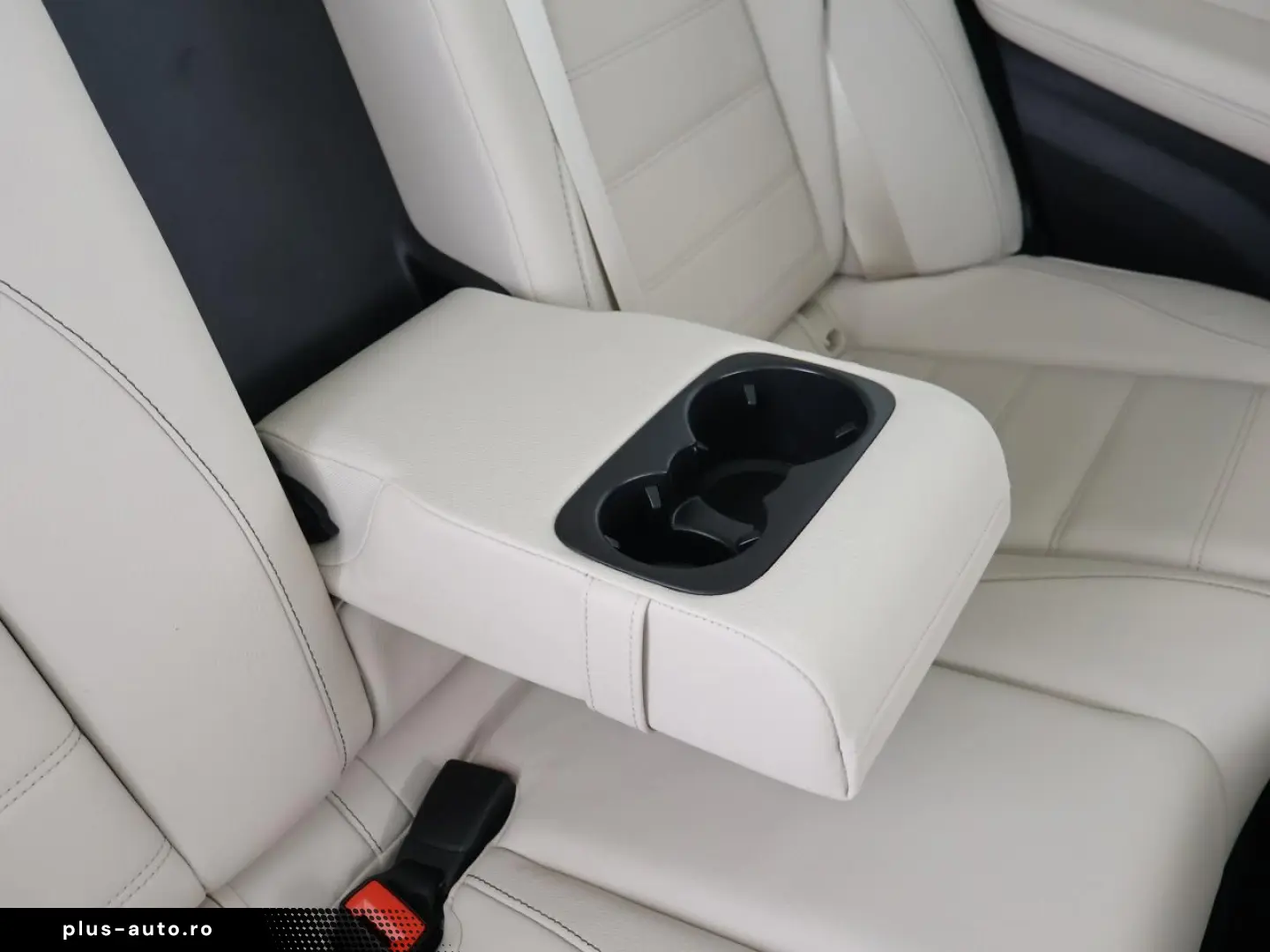 MERCEDES-BENZ GLE 350 de 4M AMG Night Pano AHK Airmatic 360