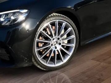 MERCEDES-BENZ E 450 4M Coupé AMG PANO BURM DISTR 360&hellip;