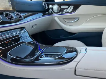 MERCEDES-BENZ E 450 4M Coupé AMG PANO BURM DISTR 360&hellip;