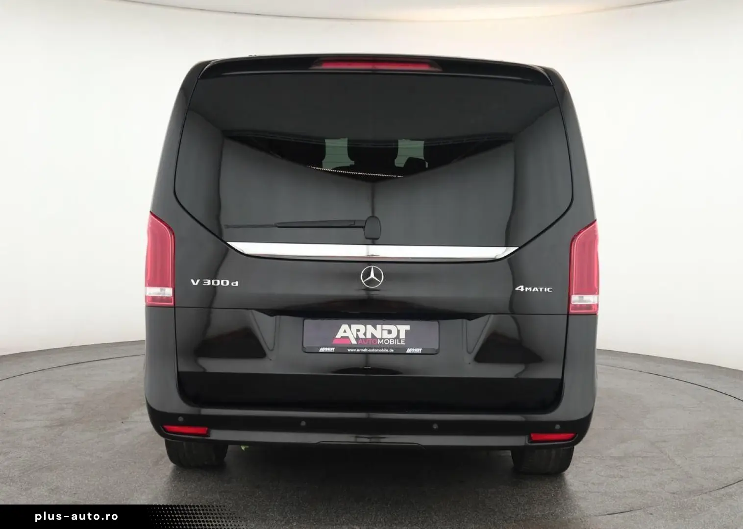 MERCEDES-BENZ V 300 d 4M lang Avantgarde AMG 8 Pano &hellip;