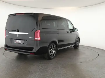 MERCEDES-BENZ V 300 d 4M lang Avantgarde AMG 8 Pano &hellip;