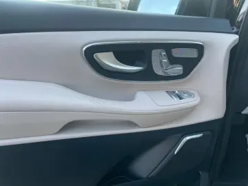 MERCEDES-BENZ V 300 d 4MATIC AVANTGARDE Extralang AMG MEMORY