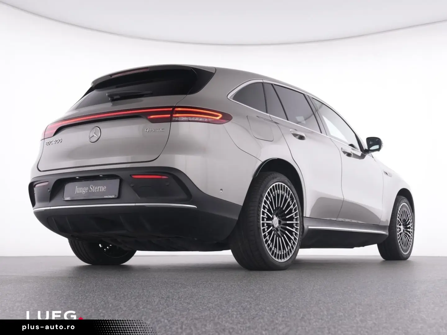 MERCEDES-BENZ EQC 400 4M AMG AHK MBeam 360 Dist KeyG&hellip;