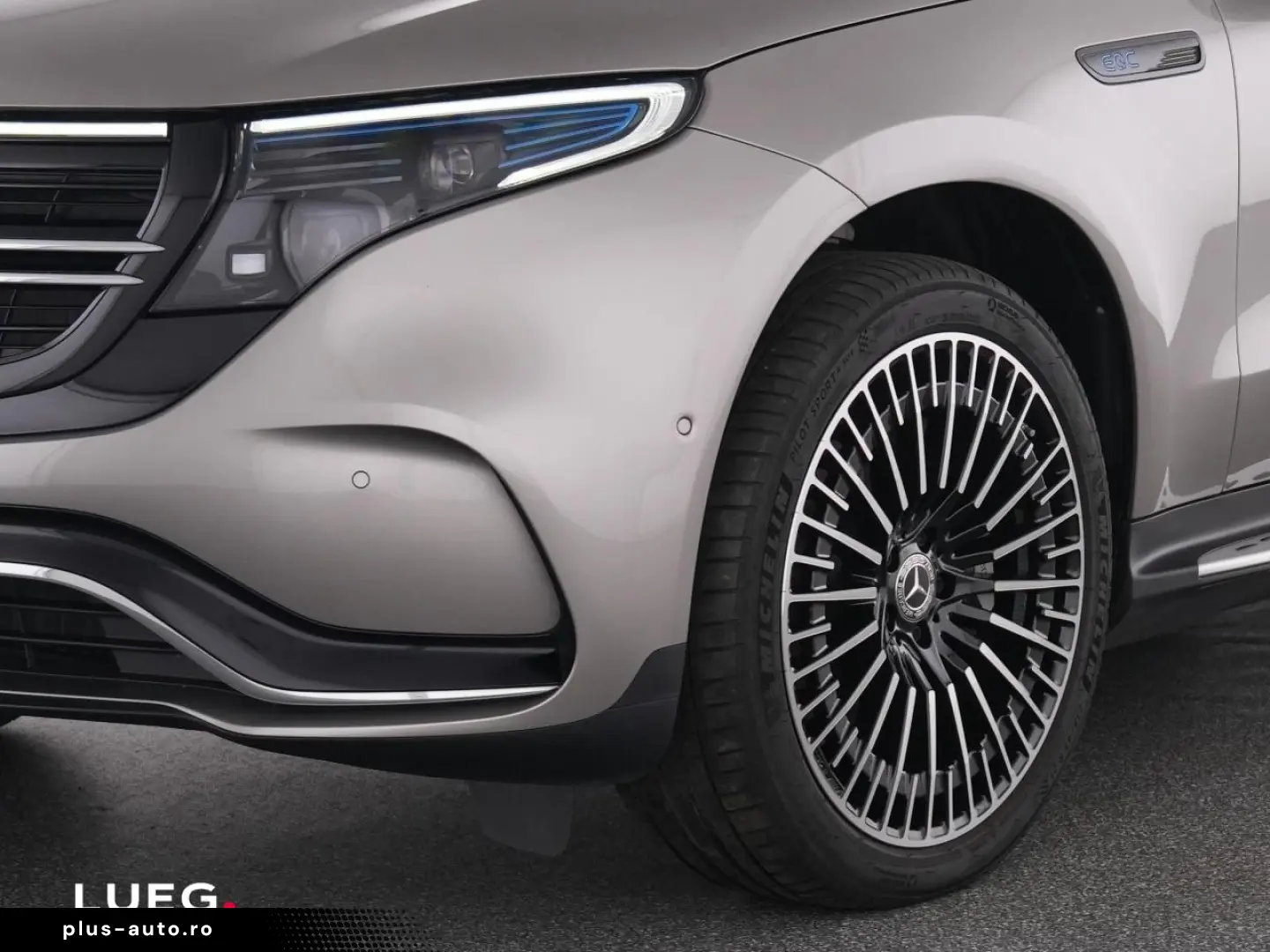 MERCEDES-BENZ EQC 400 4M AMG AHK MBeam 360 Dist KeyG&hellip;