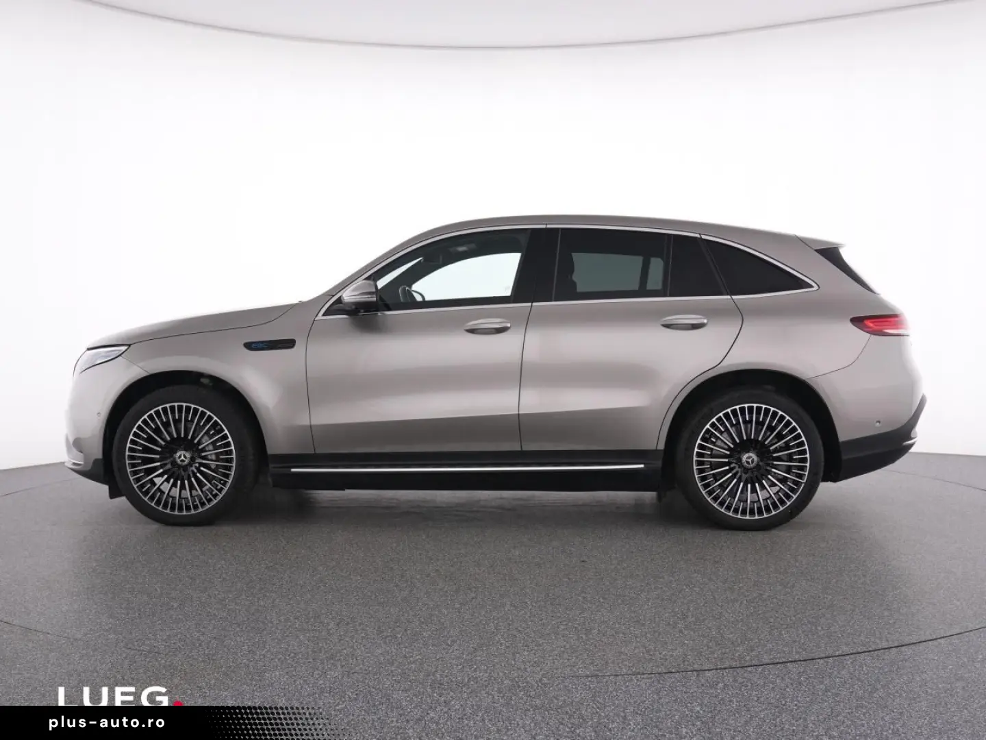 MERCEDES-BENZ EQC 400 4M AMG AHK MBeam 360 Dist KeyG&hellip;