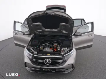 MERCEDES-BENZ EQC 400 4M AMG AHK MBeam 360 Dist KeyG&hellip;