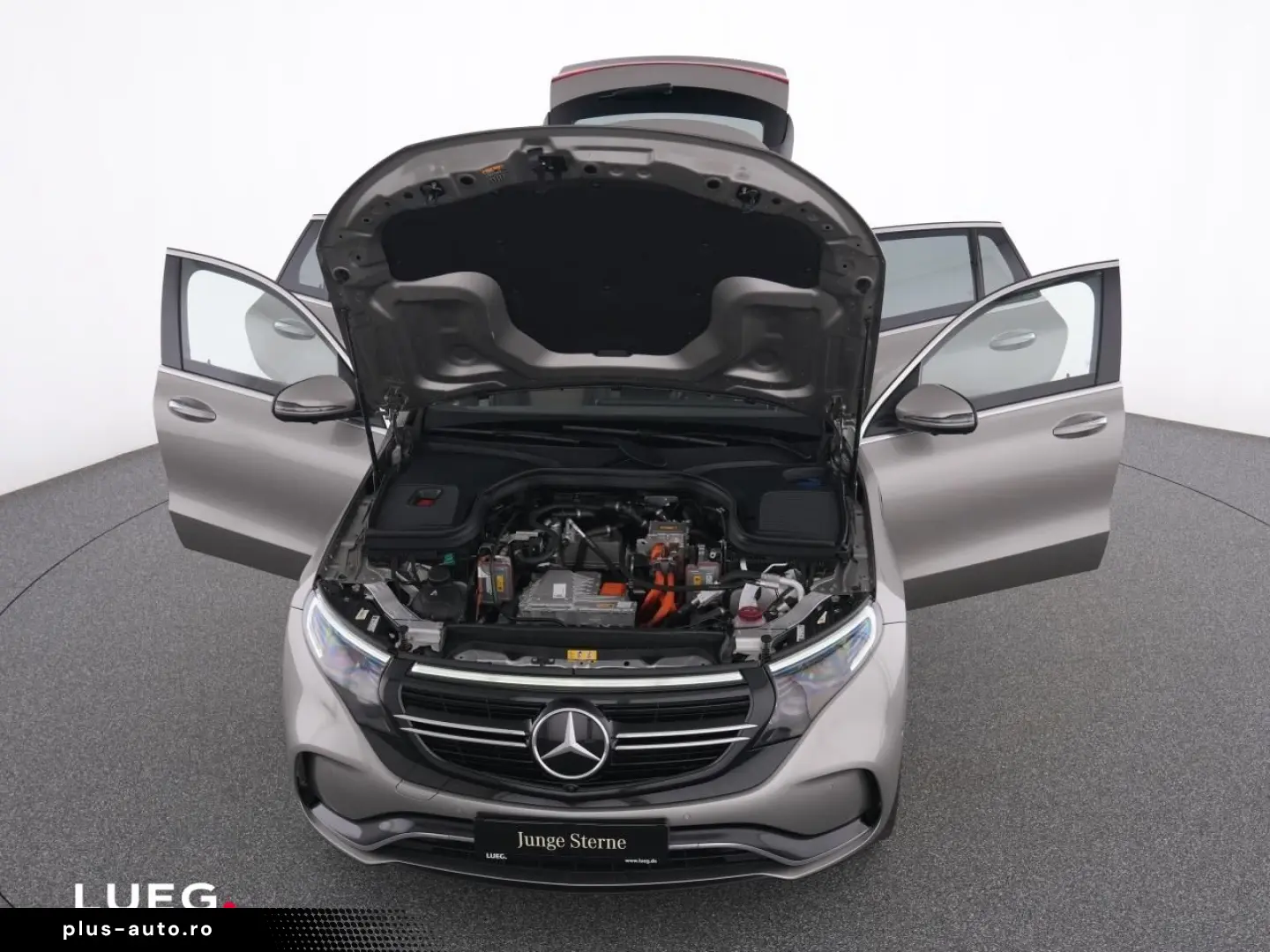 MERCEDES-BENZ EQC 400 4M AMG AHK MBeam 360 Dist KeyG&hellip;
