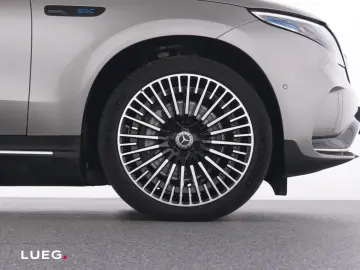 MERCEDES-BENZ EQC 400 4M AMG AHK MBeam 360 Dist KeyG&hellip;
