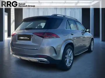 MERCEDES-BENZ GLE 350 de AMG Line 4Matic Panorama Kamera Shz