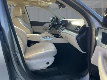 MERCEDES-BENZ GLE 350 de AMG Line 4Matic Panorama Kamera Shz