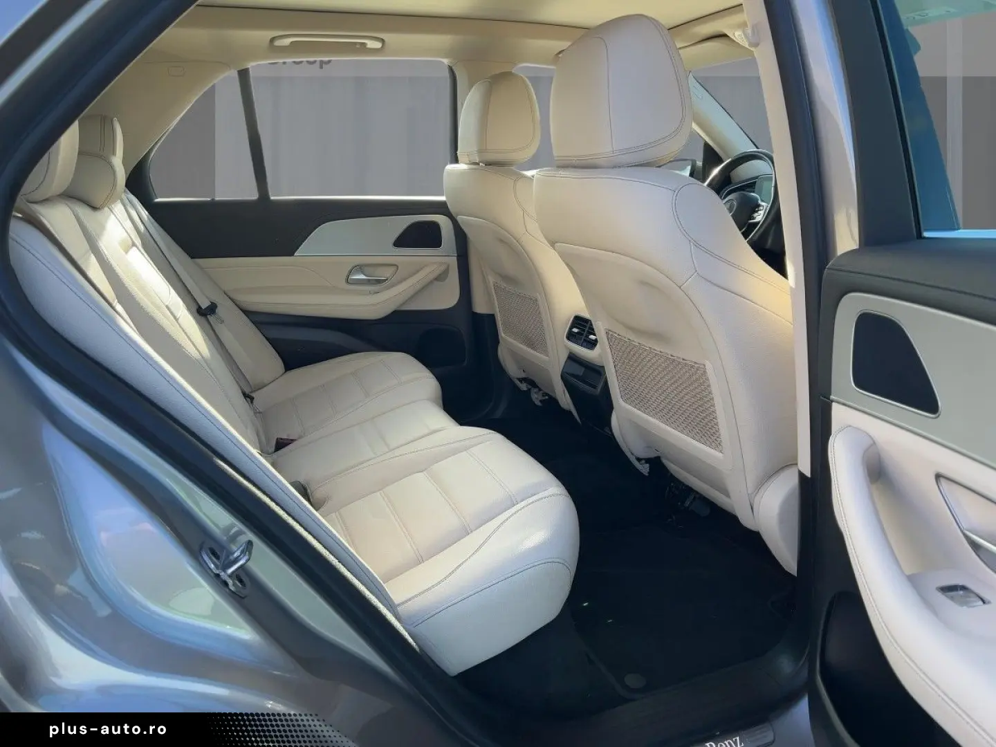 MERCEDES-BENZ GLE 350 de AMG Line 4Matic Panorama Kamera Shz