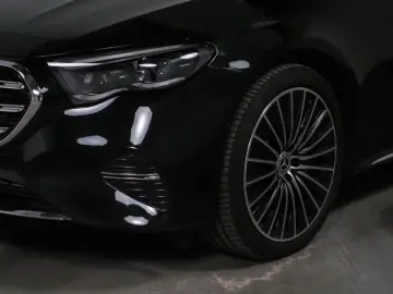 MERCEDES-BENZ E 400 e 4M Limousine EXCLUSIVE PANO 360  DISTR