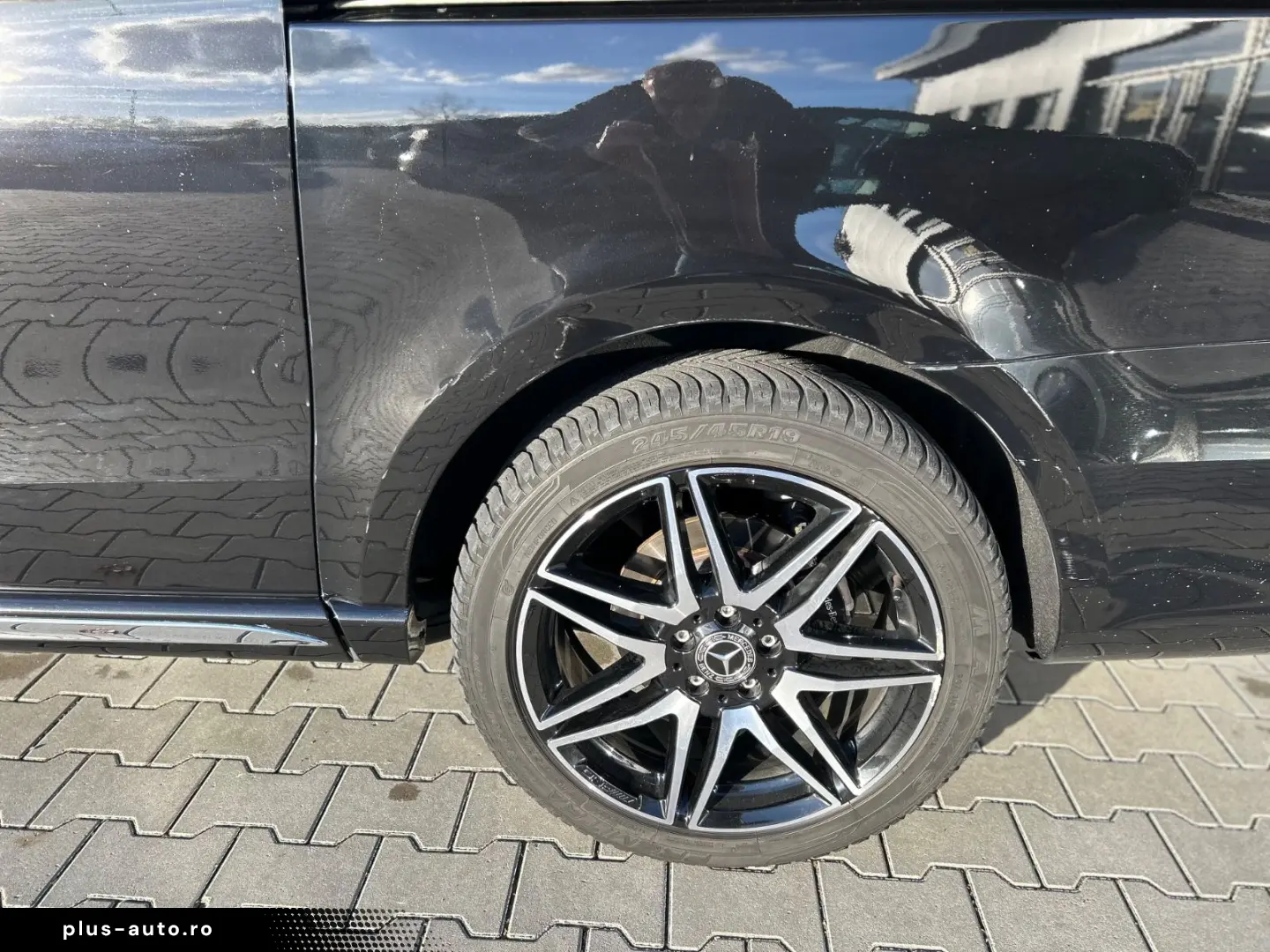 MERCEDES-BENZ V300d 4M Lang AMG -7S-2xEl.Tür-Pano-360K-19Zo