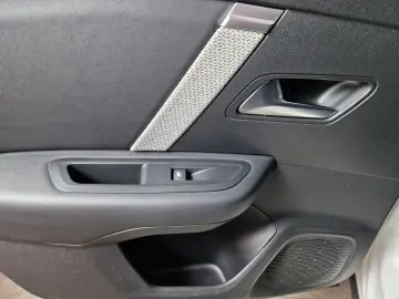 CITROEN C4 1.5 BLUEHDI S&S FEEL PACK 8AT 130CP 2022