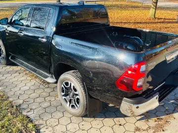 TOYOTA Hilux 2.8 Aut. MILD HYB. AHK Kamera DAB Sitzh.