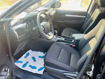 TOYOTA Hilux 2.8 Aut. MILD HYB. AHK Kamera DAB Sitzh.