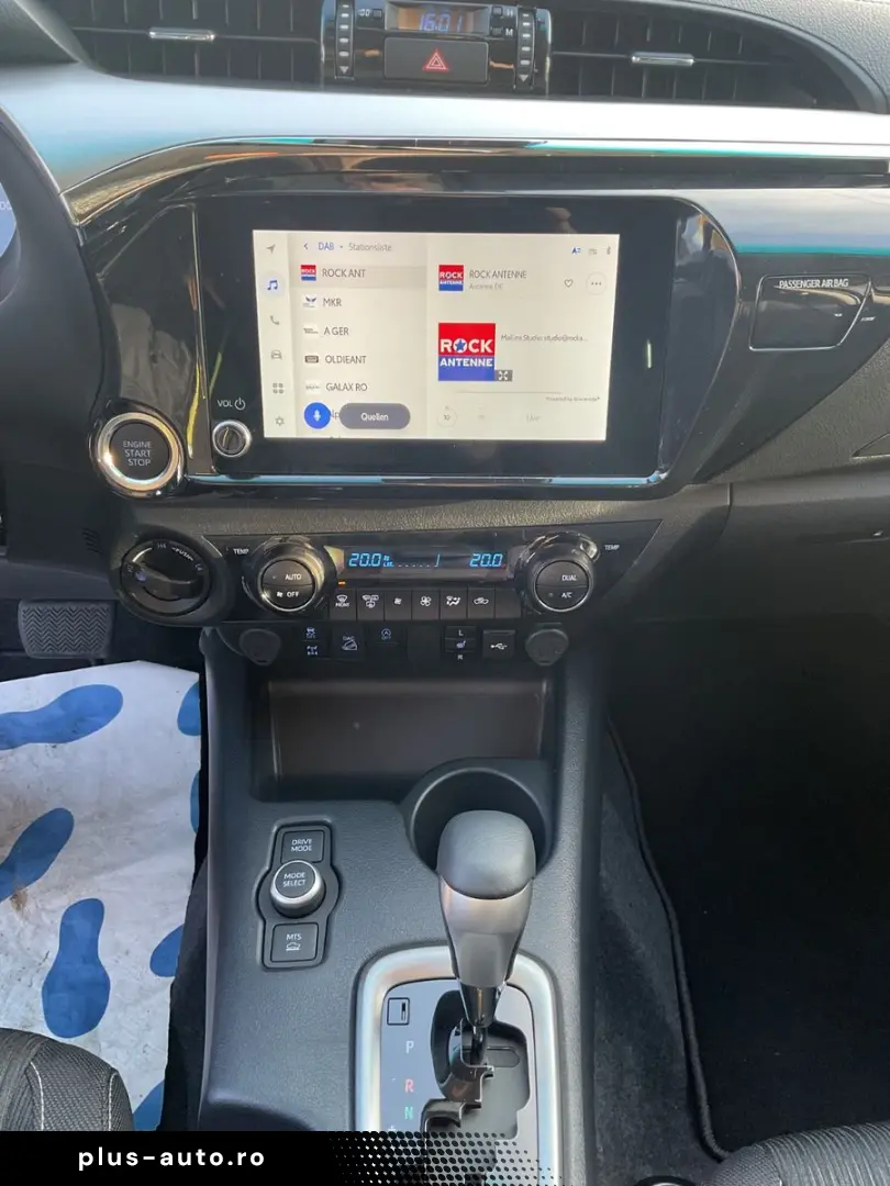 TOYOTA Hilux 2.8 Aut. MILD HYB. AHK Kamera DAB Sitzh.