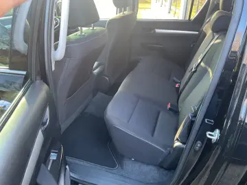 TOYOTA Hilux 2.8 Aut. MILD HYB. AHK Kamera DAB Sitzh.