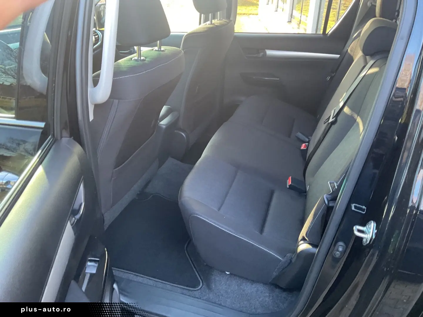 TOYOTA Hilux 2.8 Aut. MILD HYB. AHK Kamera DAB Sitzh.