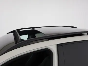 MERCEDES-BENZ GLE 350 de 4M AMG Night Sitzklima Pano AHK 360