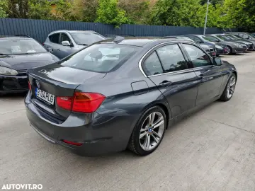 BMW Seria 3 320d Efficient Dynamic Edition Aut.